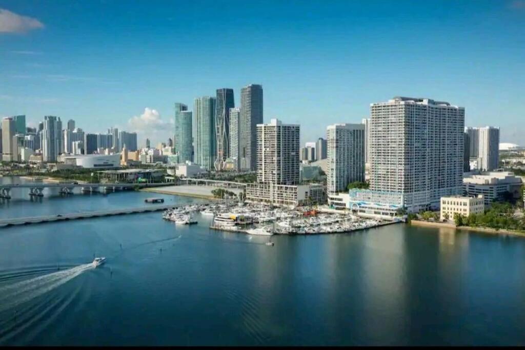 Sol Miami # 2 With Free Parking Apartment Bagian luar foto